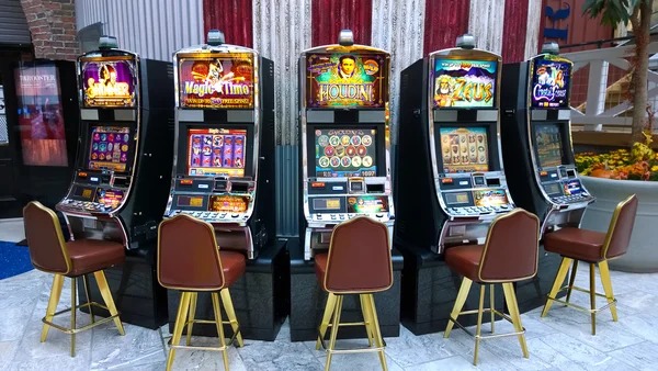 Hacksaw Gaming spin interface on slot bet with bet controls and balance display